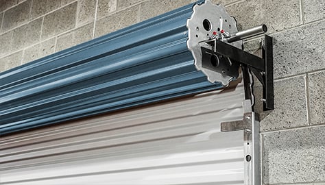 porte commerciale à usage intensif